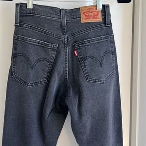 Washed Black Levi’s Wedgie Jeans